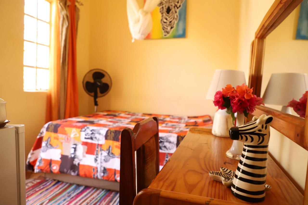 Butterfly Apartments Livingstone Bagian luar foto